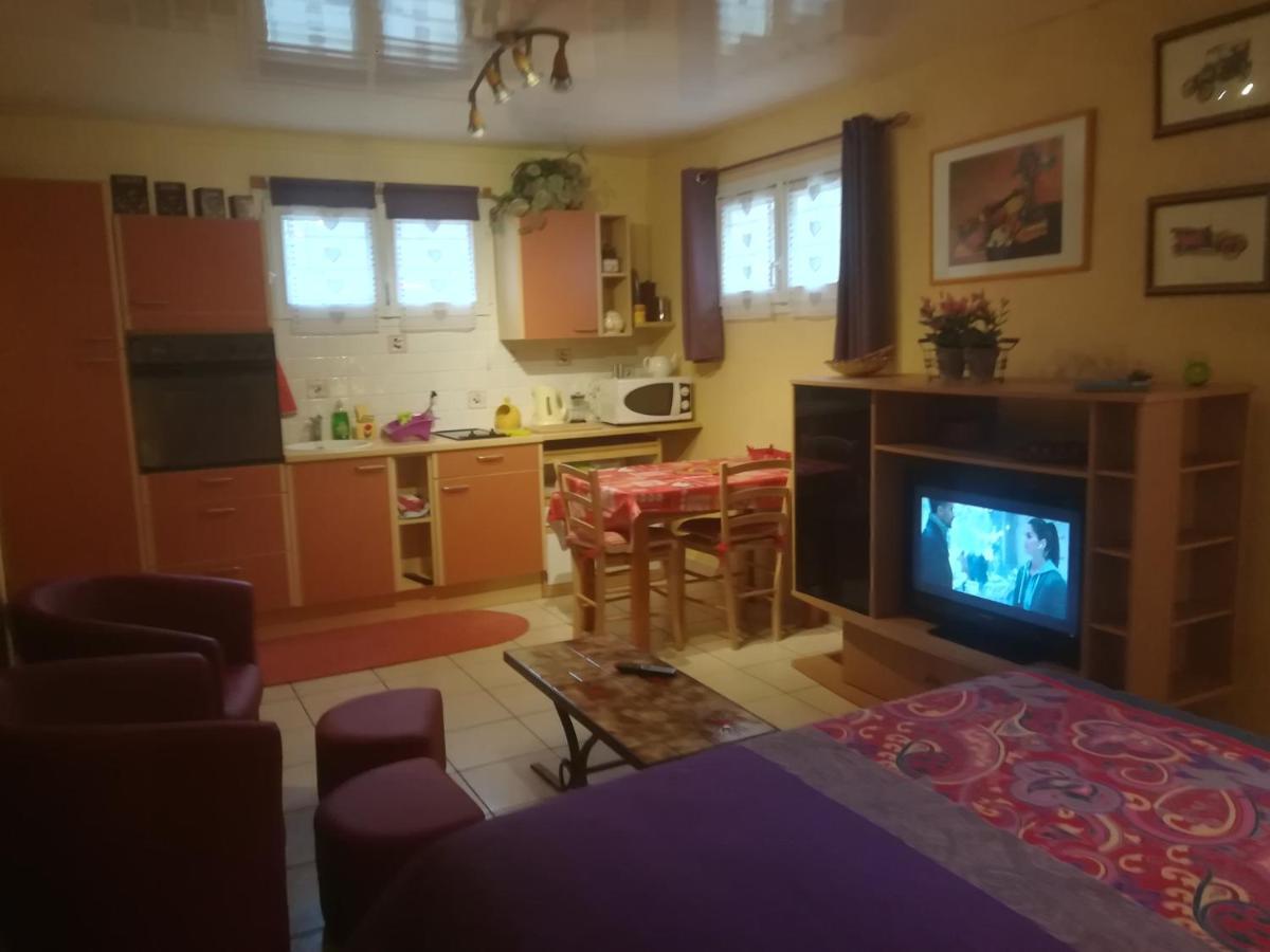 Maison Montricher-le-Bochet Eksteriør bilde